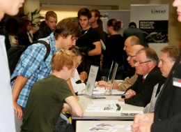 2011/07/18 - biz4-aug-2010